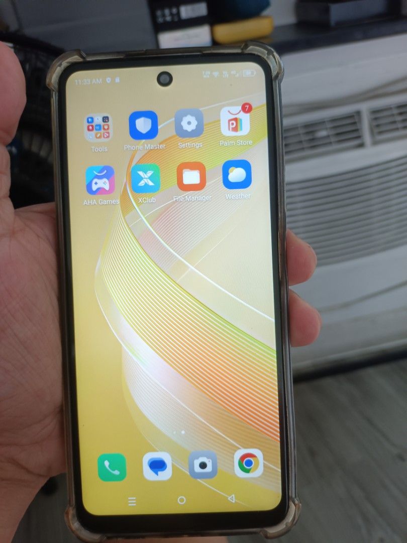 Infinix smart 8 (Category: Early Generation Mobile Phones) located in Quezon City. Submitted by detaglejac52593 (Listing ID 1468306843, Image 3). Description: wala issue phone need lang funds goods for gaming to my konti gas gas sa likod un lang nmn gagamitin nalang ok na ok to promise.