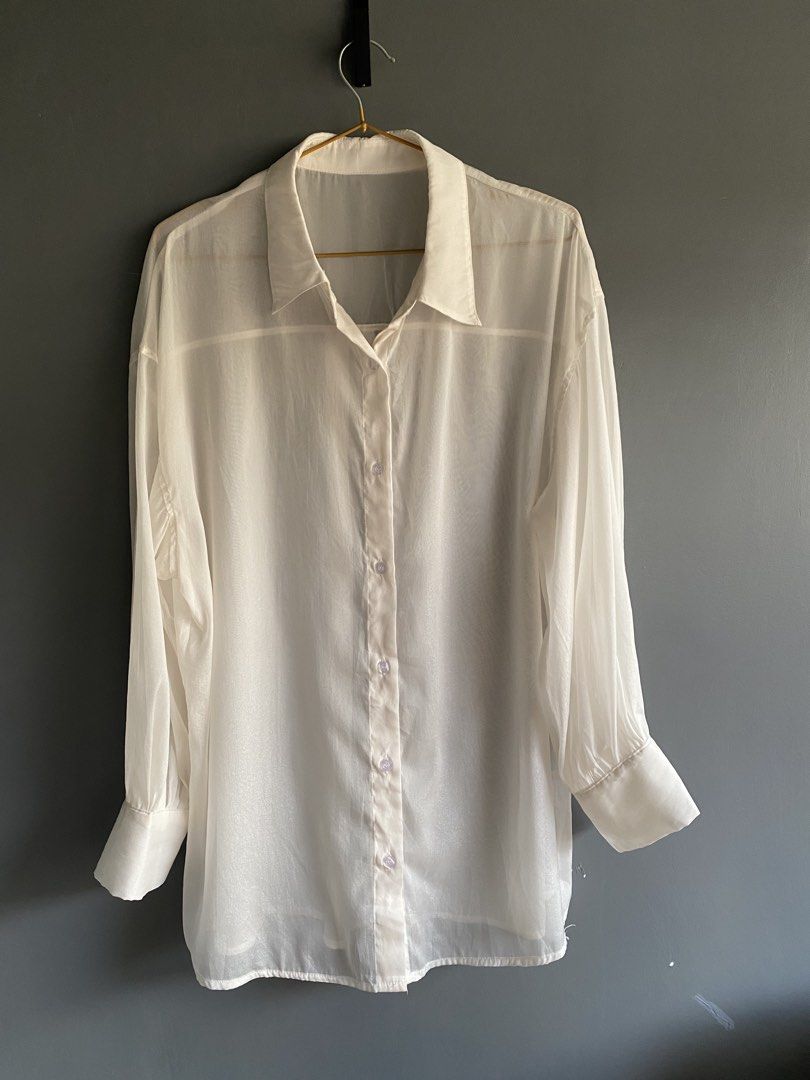 Ingni sheer shirt (Category: Longsleeves) located in Cebu City. Submitted by janb85 (Listing ID 1468361987, Image 2). Description: Free size best fits m to l Cute beach wear or over a vest or on its own. .