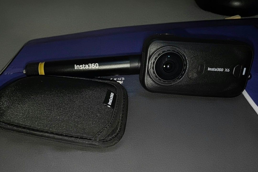 Insta 360 x6 (Category: Cameras) located in Manila. Submitted by bleeeep01 (Listing ID 1468292137, Image 1). Description: • Sensors: Dual 1/1.1-inch custom square sensors • 360° Video: Native 8K at 50fps (PureVideo at 30fps) • Single-Lens Video: Up to 5K at 60fps / 4K at 120fps • Photo Resolution: 120MP 360° stills / 42MP flat • Stabilization: FlowState with 360° Horizon Lock • Battery Life: 2,600mAh (up to 140 mins at 8K/30fps) • Storage: 47GB b