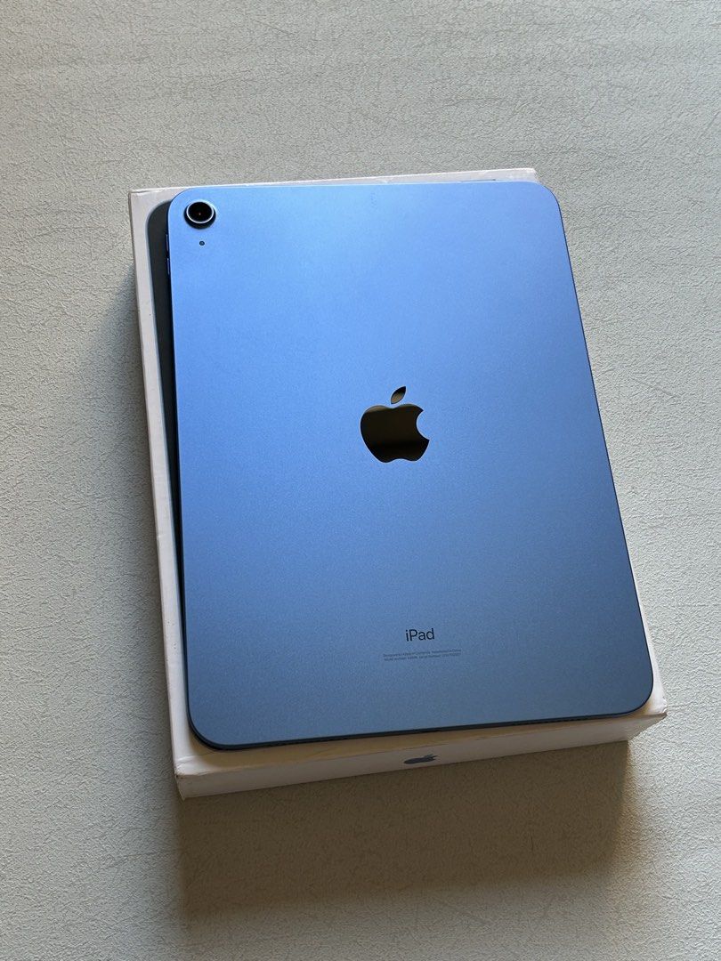 iPad 10th Gen 256GB Blue (Category: Laptops & Notebooks) located in Quezon City. Submitted by apple__avenue (Listing ID 1468295848, Image 1). Description: Selling like-new iPad 10th Gen, 11-inch, 256GB, Blue. With Box, Manuals, Case, Cord, Power Adapter. Meetups: Manila, Qc, SM North, Fairview, Cubao, Marikina and nearbys Shipping via LBC COD/COP & Lalamove/Grab.
