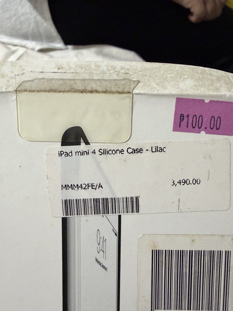 Ipad mini 4 silicone case (Category: Laptops & Notebooks) located in Manila. Submitted by ritz.sells (Listing ID 1468372130, Image 3). Description: Ipad mini 4 silicone case color: lilac never used rfs: decluttering.