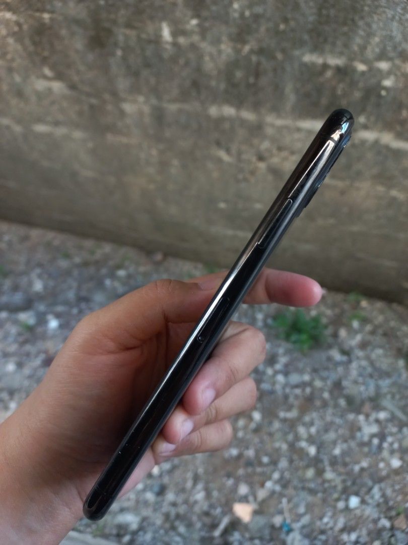 Iphone 11 promax (Category: iPhone 11 Series) located in San Fernando. Submitted by glyeee (Listing ID 1468404686, Image 3). Description: .