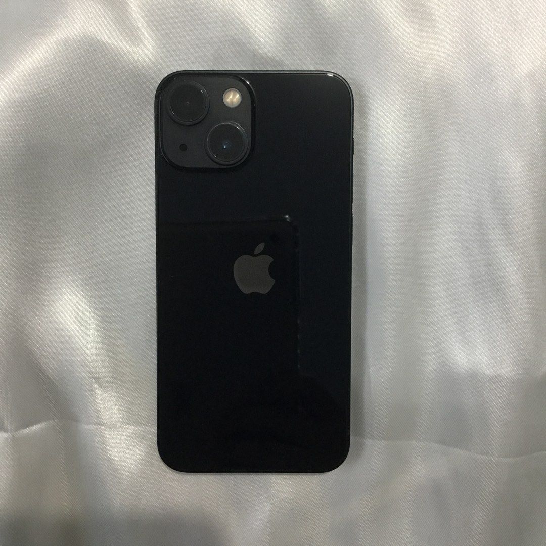 iPhone 13 Mini 128GB Midnight (Category: iPhone 13 Series) located in Antipolo. Submitted by lacekeepsakes (Listing ID 1468304402, Image 1). Description: 🌷 model: iphone 13 mini 🌷 storage: 128GB 🌷 color: midnight 🌷 battery health: 67% (a battery replacement may be worth considering depending on your usage and expectations) 🌷 sim status: unlocked (no sim restrictions) 🌷 condition: very good overall, with a small damaged area around the sim-e