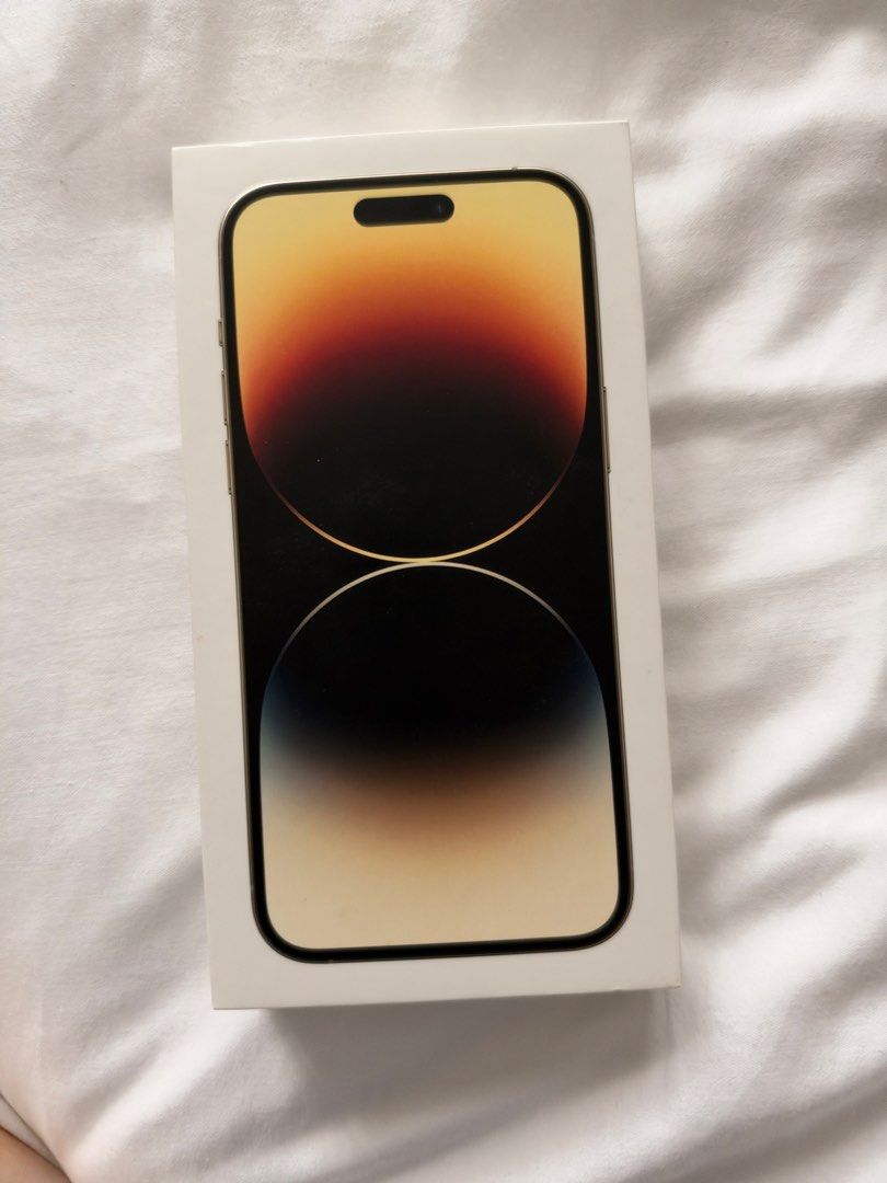 iPhone 14 Pro Max 256GB Openline (Category: iPhone 14 Series) located in Manila. Submitted by loveditemsbyja (Listing ID 1468408931, Image 1). Description: iPhone 14 Pro Max 256GB Gold Open line Bought in SG - 1x esim & 1x physical sim Complete with box 75% Battery health Free magsafe cable 1st owner FREE original Magsafe Charger ₱32,000.