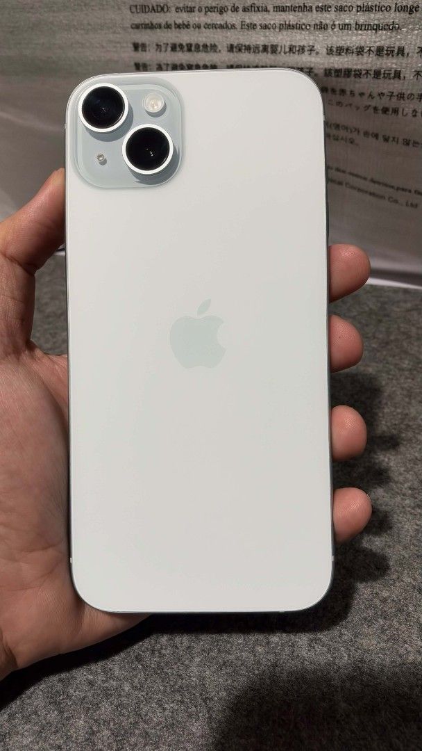 Iphone 15 Plus 256GB NTC (Category: iPhone 15 Series) located in Muntinlupa City. Submitted by luciboi (Listing ID 1468488837, Image 2). Description: For sale Iphone 15 Plus 256GB NTC Blue No issues No scratches 77% batt See pic for details Complete with box - 35k Meetup Biñan Gen tri.