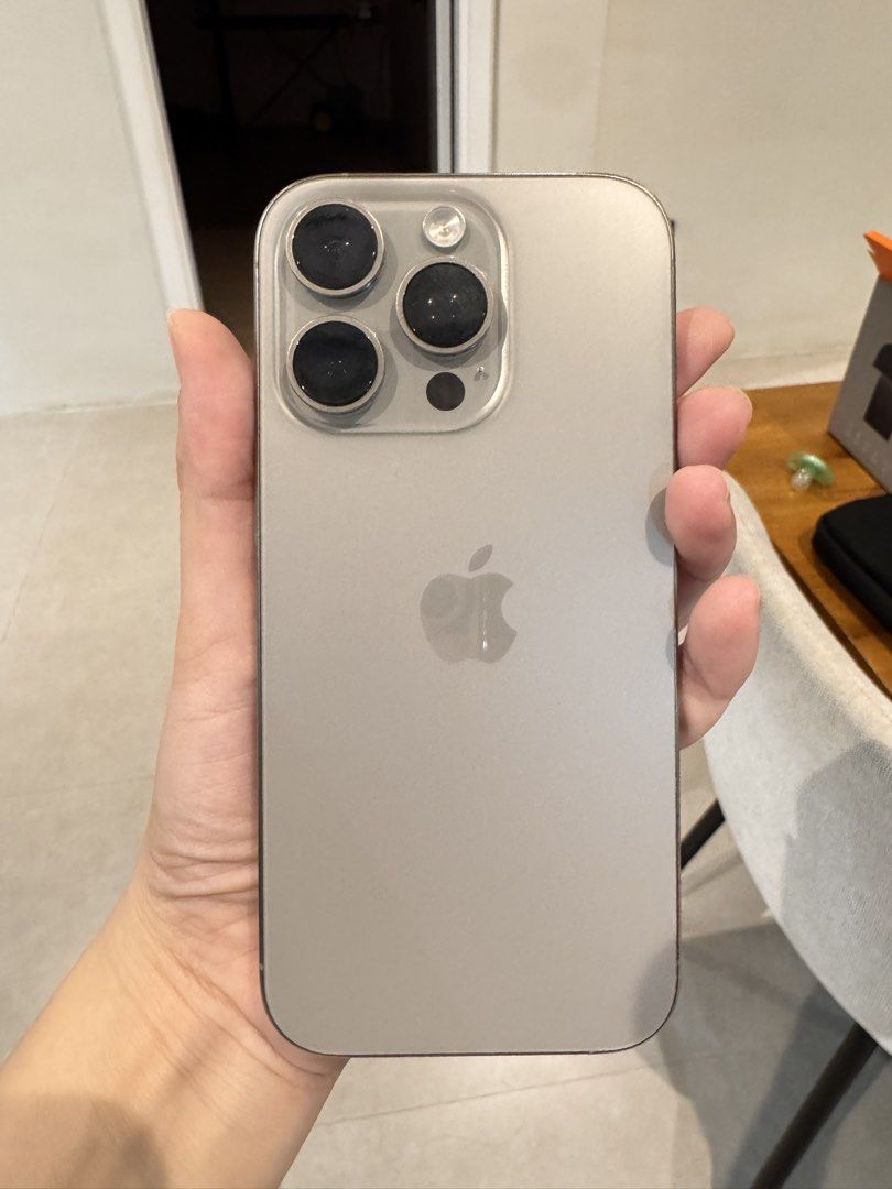 Iphone 16 pro 128gb (Category: iPhone 16 Series) located in Tagbilaran City. Submitted by kscloset1988 (Listing ID 1468450810, Image 2). Description: With box Cord.