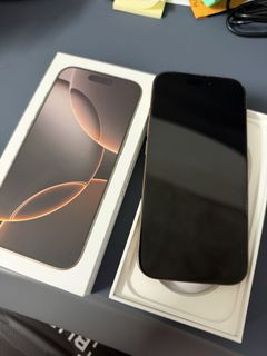 Apple iPhone 16 pro 256GB 沙漠金色 送 castify機殼, 手提電話, 手機, iPhone, iPhone 16 ...