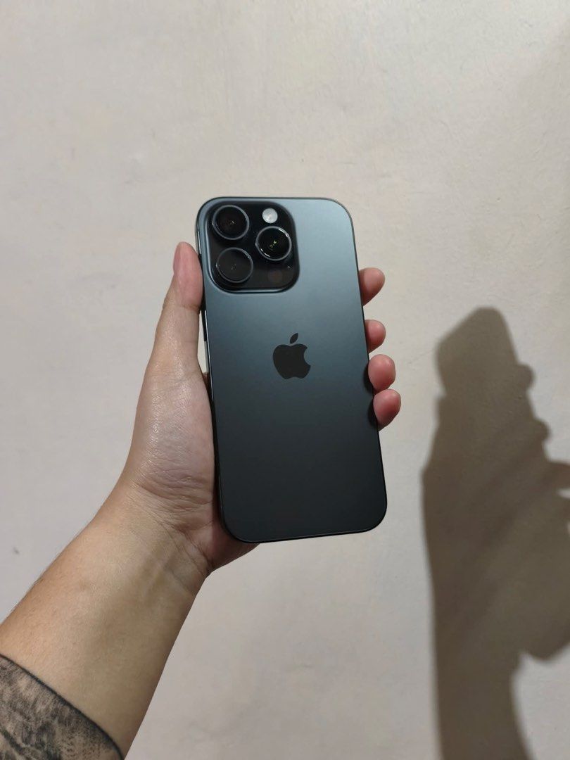 iphone 16 pro 512gb (Category: iPhone 16 Series) located in Bulacan. Submitted by chelseysclo (Listing ID 1468299695, Image 1). Description: 89% batt health, no issue, no dents .