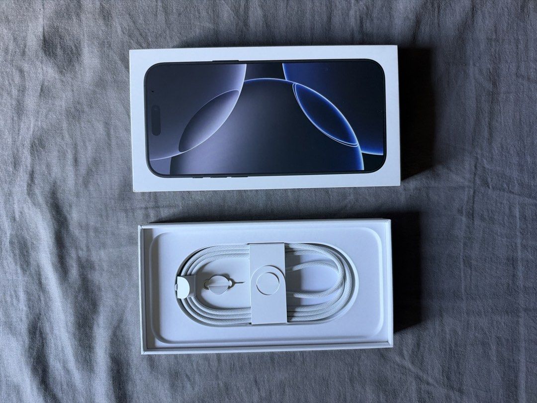 Iphone 16 Pro Max Black Titanium 512GB (Category: iPhone 16 Series) located in Manila. Submitted by nvreblora (Listing ID 1468317806, Image 1). Description: With 2 Original Spigen Case.