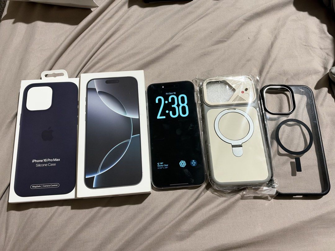Iphone 16 promax (Category: iPhone 16 Series) located in Manila. Submitted by derrick.derrick1 (Listing ID 1468415279, Image 2). Description: Iphone 16 promax 512gb openline white titanium with two original case 91 bh .