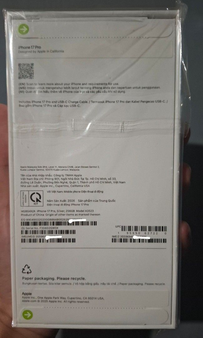 Iphone 17 pro, silver, 256gb, 0cc (Category: iPhone 17 Series) located in Dagupan City. Submitted by gadgets_by_pxtrade (Listing ID 1468323476, Image 3). Description: iPhone 17 Pro — 256gb Price: 66 500 - Could pass as brand new - Opened for checking only - Complete with original box - X cycle count Inclusions: Case and Tempered from The Loop worth 2k+ REMINDERS: 5 000 DOWNPAYMENT IS REQUIRED to secure the item, whether for meet-up or delivery. -