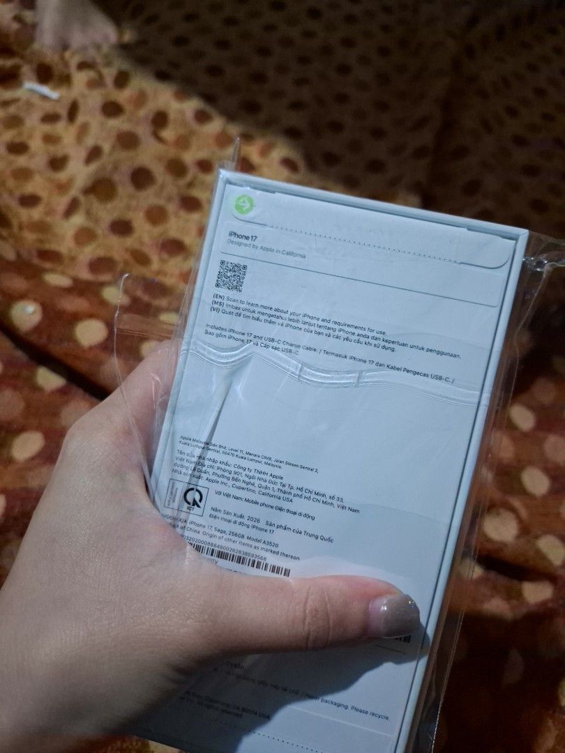 IPHONE 17 SAGE GREEN (Category: iPhone 17 Series) located in Bulacan. Submitted by pawlin4u (Listing ID 1468304078, Image 2). Description: .