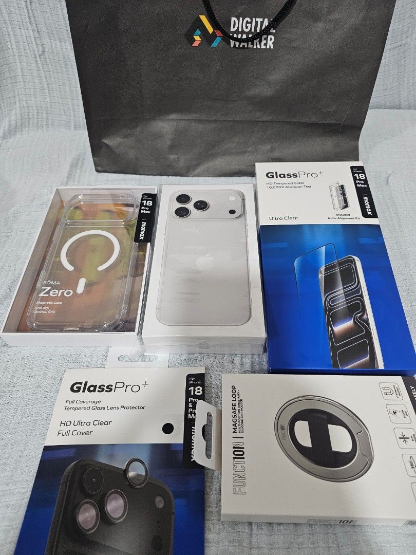 Iphone 18 pro max 256 silver (Category: iPhone 18 Series) located in Quezon City. Submitted by vancleotiong (Listing ID 1468490681, Image 2). Description: FOR SALE Brandnew sealed iphone 18 pro max 256GB silver Freebies Momax magnetic case Glass pro tempered glass Glass pro lens protector Bought from Digital Walker Valued at 109,000++ Selling very low Also available with bundle up to 50% off RFS Extra also available for swap to 18pro Glacier .