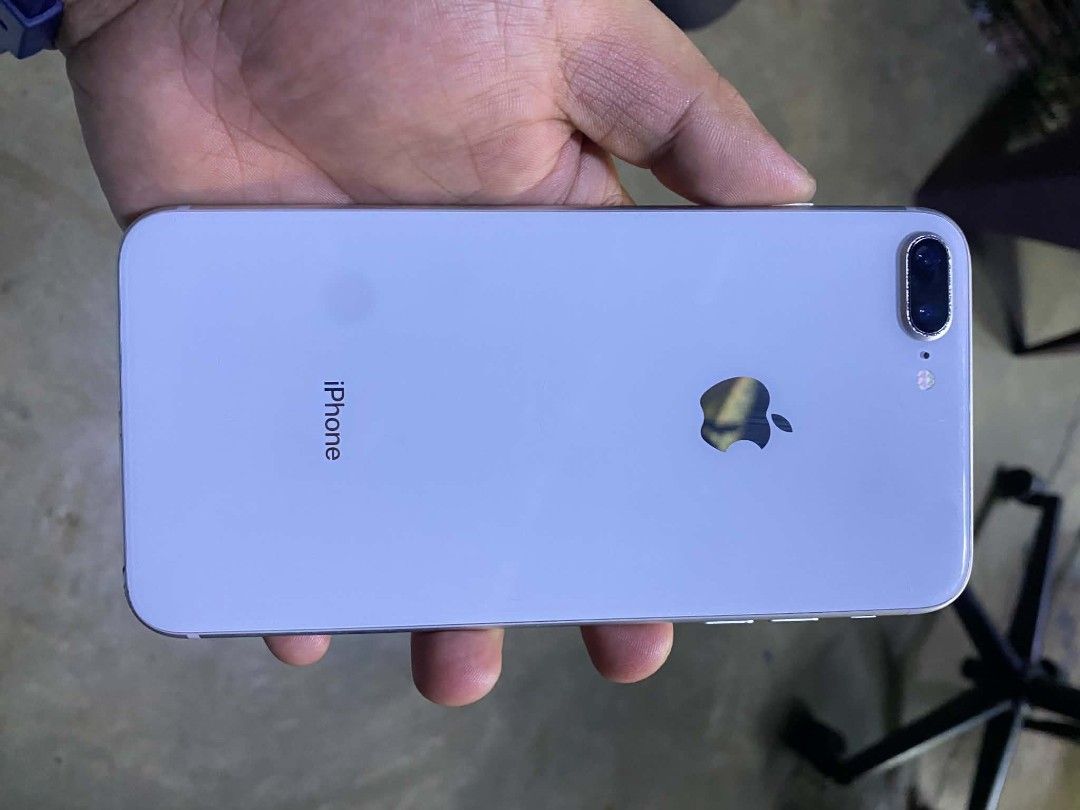 iPhone 8 Plus 64GB FU WHITE (Category: iPhone 8 Series) located in Pasig City. Submitted by rafmarc (Listing ID 1466533570, Image 2). Description: 📱 FOR SALE: iPhone 8 Plus 64GB 💰 Selling Price: 5500 — Negotiable! Specifications & Features: ✅ 64GB Storage ✅ 100% Battery Health ✅ True Tone Working ✅ Fingerprint / Touch ID Working ✅ No Hidden Issues Issue: ⚠️ Screen has a slight yellowish tint. Please check personally upon meetup. Inclusions: 📦 
