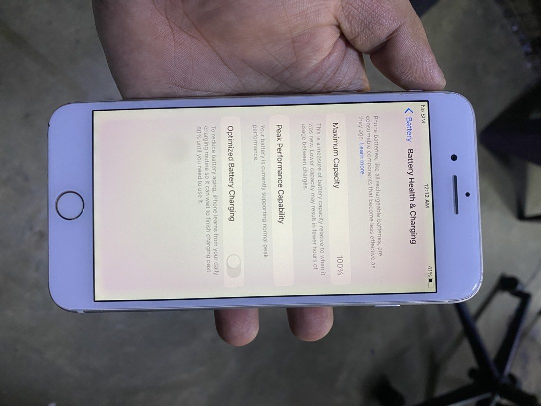 iPhone 8Plus 64GB FU WHITE (Category: iPhone 8 Series) located in Pasig City. Submitted by marcrafael (Listing ID 1465432548, Image 1). Description: FOR SALE: iPhone 8 Plus 64GB Selling Price: 5500 — Negotiable! Specifications & Features: ✅ 64GB Storage ✅ 100% Battery Health newly replaced ✅ True Tone Working ✅ Fingerprint / Touch ID Working ✅ No Hidden Issues Issue: ⚠️ Screen has a slight yellowish tint. Please check personally upon meetup. Incl