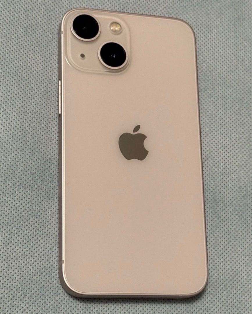 iPhone 13 -- No issue Complete (Category: iPhone 13 Series) located in Lucena. Submitted by honeybee22__ (Listing ID 1468324626, Image 1). Description: Good Condition 128gb Factory unlocked Pink No issue No scratch Complete.