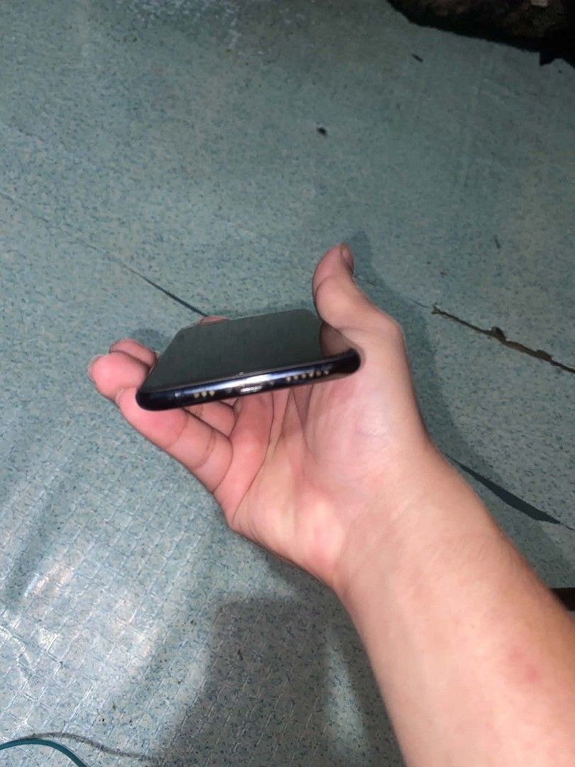 Iphone xs Not bypassed 256gb (Category: iPhone X Series) located in Manila. Submitted by joshdownup22448 (Listing ID 1468294149, Image 2). Description: Makinis parang bnew Up to date at hindi bypass We can reset on the spot upon meet 256gb 79% bh (not replaced battery this is original) Face id is good Qc meet up. nego pa.
