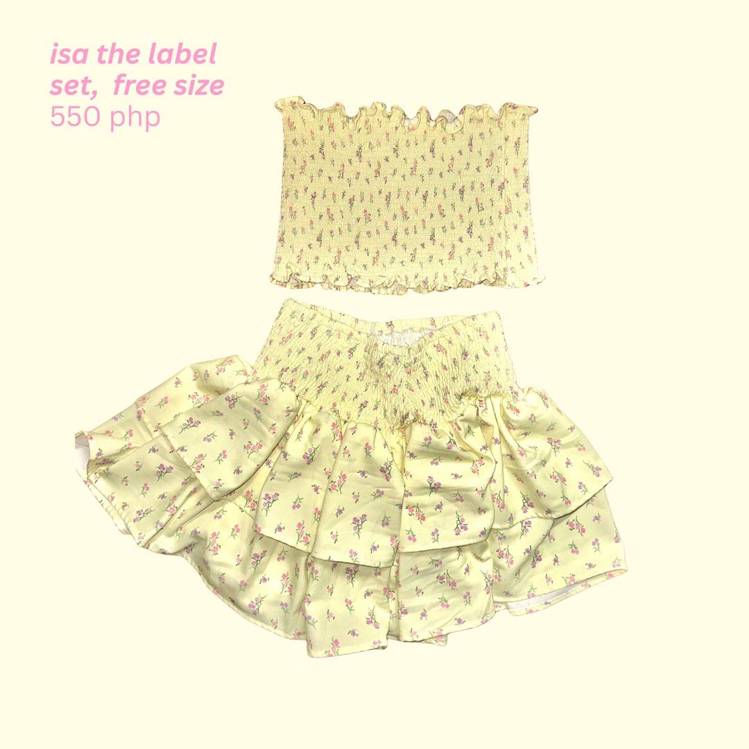 isa the label set (Category: Sets or Coordinates) located in Mandaluyong City. Submitted by fdeclutters (Listing ID 1468498094, Image 1). Description: 550 for both na rfs not my style na, decluttering af.
