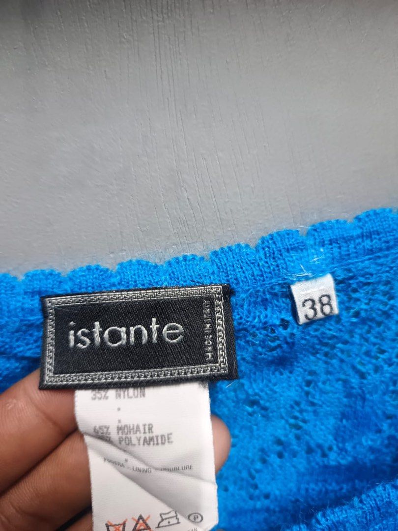 ISTANTE (Category: Sleeveless) located in Dasmarinas. Submitted by jessputrages (Listing ID 1468451040, Image 3). Description: For sale Istante Top Excellent condition No issue 800 plus shipping fee Pm for more details.