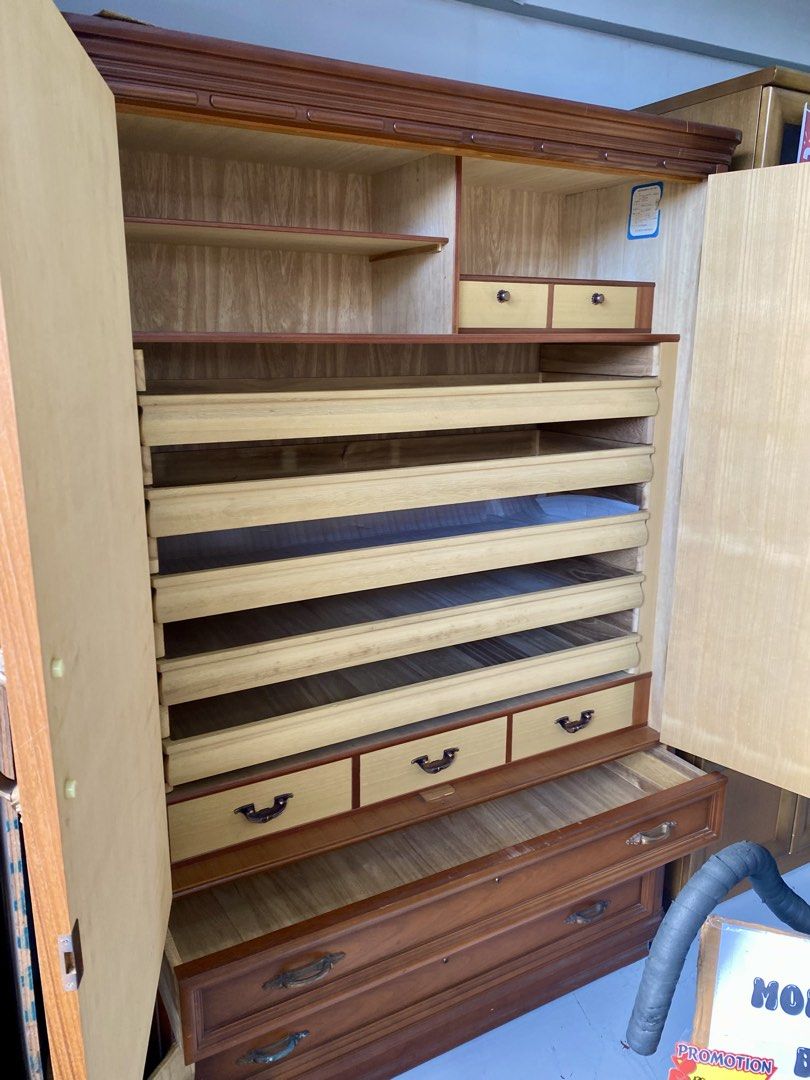 Japan BIG cabinet drawer (Category: Shelves, Cabinets & Racks) located in Caloocan City. Submitted by mzmarsz (Listing ID 1468411636, Image 2). Description: GRAB THIS ✅ mura na sale pa. HUGE SALE 20% DISCOUNT❗️❕❗️ Till Oct 20 ONLY MINSANAN LNG TO. .