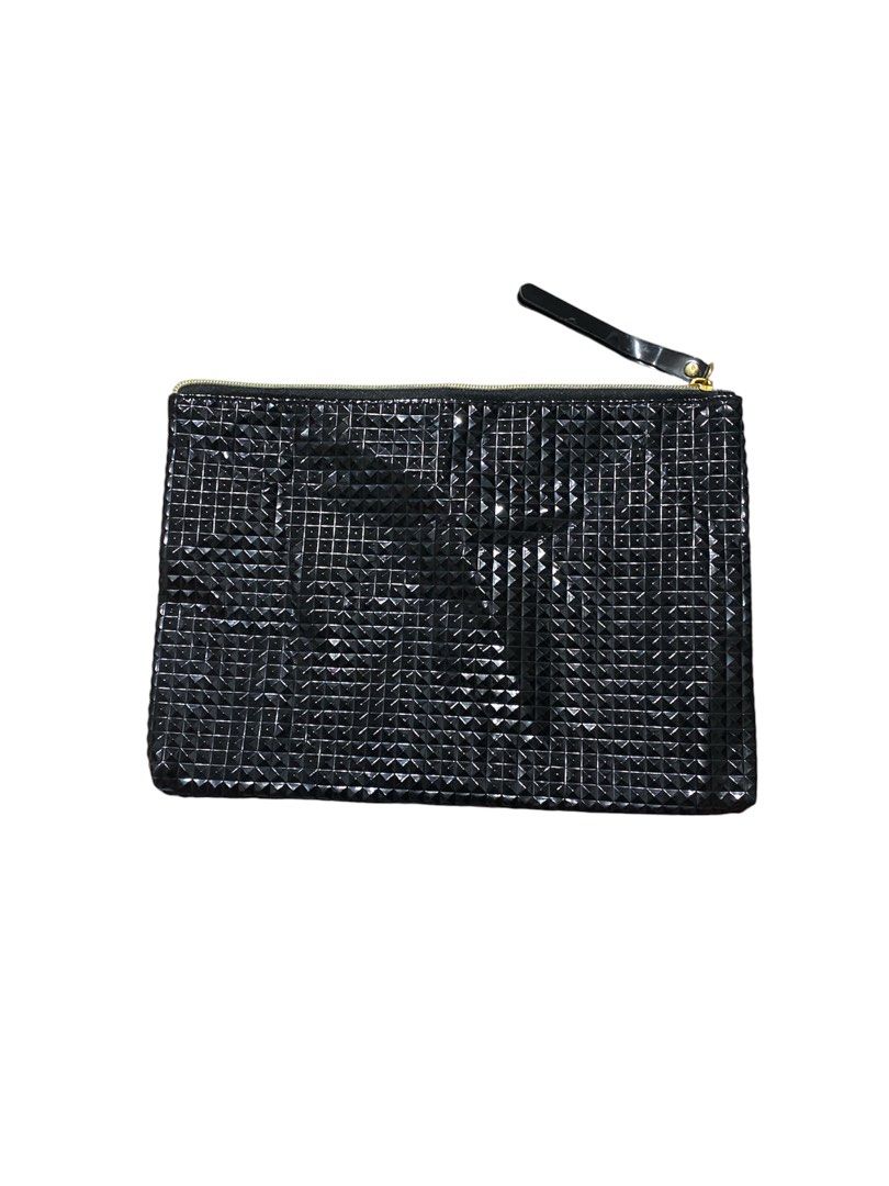 🇰🇷🇯🇵Japankorea Document pouch 🇰🇷🇯🇵 (Category: Purses & Pouches) located in Butuan. Submitted by bxufinds (Listing ID 1468451273, Image 1). Description: 🇯🇵JAPAN-KOREA SURPLUS🇰🇷 LAST PRICE POSTED‼️ ▪️1 DAY RESERVATION ONLY. AUTO CANCEL & GIVE TO THE NEXT MINER PO. ▪️CONDITION: -Size: -As is, used items -surplus -signs of usage..bawal sa maselan bawal sa maarte po pero good condition at magagamit pa talaga. *****𝗣𝗟𝗘𝗔𝗦𝗘 𝗥𝗘𝗔𝗗****