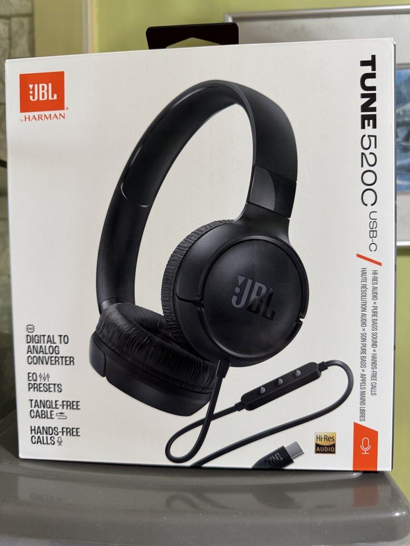 JBl Tune 520C (Category: Headphones & Headsets) located in Caloocan City. Submitted by vanityplum (Listing ID 1468443469, Image 1). Description: .