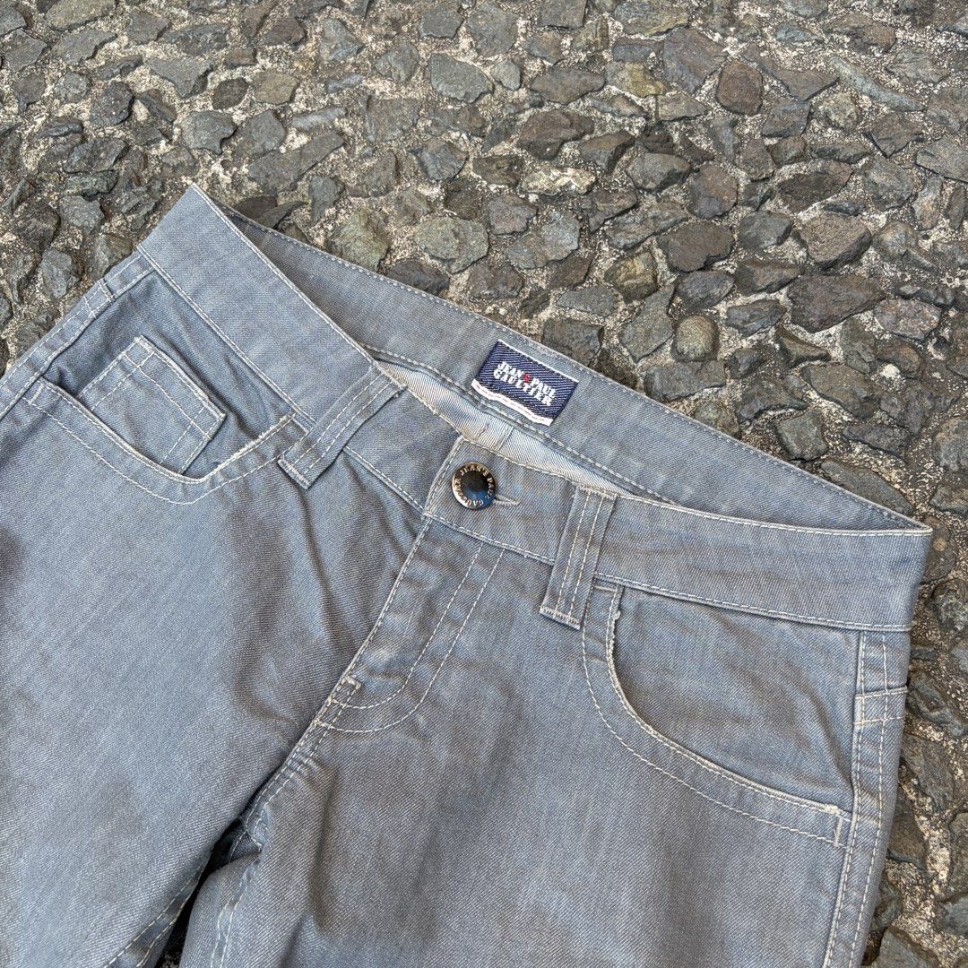 Jean Paul Gaultier Flared Jeans (Category: Jeans) located in Manila. Submitted by stablesource (Listing ID 1468381984, Image 2). Description: Jean Paul Gaultier Flared Jeans Size 30 Dimension: 30 Waist 39 Full Length 8 Leg Opening Cut Wash Tag Kindly Check All Details Before Purchase🤝.