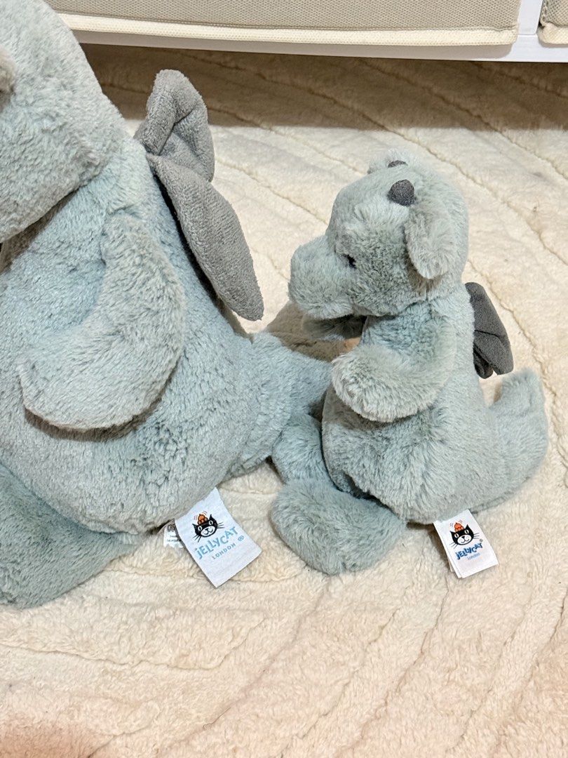 Jellycat bashful dragon bundle (Category: Plushies & Soft Toys) located in Tagaytay City. Submitted by denalycoco51 (Listing ID 1468388005, Image 2). Description: Please manage expectations before claiming! 💕 • NO REFUND / NO EXCHANGE — all sales are final. • ITEM CONDITION: Good as new, Only used for display. • Authenticity guaranteed, Bashful Dragon Medium & Small • Please check all photos & descriptions carefully. • Payment within 24 hours un