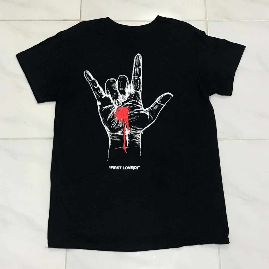 JESUS TEE BY JLY GRAPHIC TEE SHIRT MEDIUM (Category: Tshirts & Polo Shirts ) located in Cavite. Submitted by justthrift06 (Listing ID 1468309801, Image 3). Description: DIMENSION 20X28 GOOD CONDITION SHIPPING NATIONWIDE.