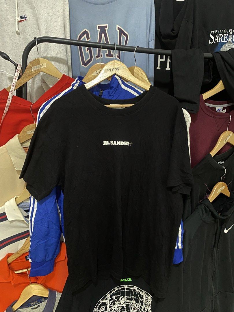Jil Sander (Category: Tshirts & Polo Shirts ) located in Siniloan. Submitted by lancelandicho (Listing ID 1468298624, Image 1). Description: .