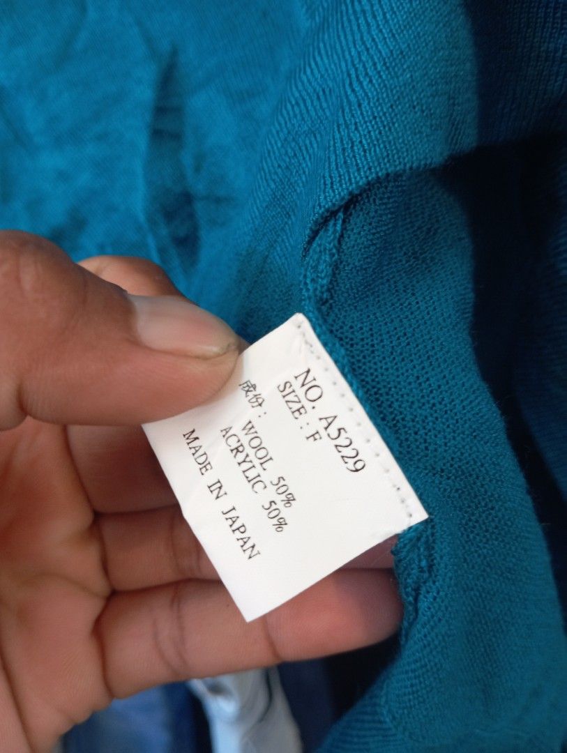 JNBY BLOUSE (Category: Activewear) located in Monkayo. Submitted by danielcabusora (Listing ID 1468360216, Image 3). Description: JNBY BLOUSE FREESIZE NO FLAWS NO ISSUE.