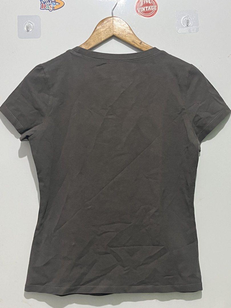 John Galliano (Category: Blouses) located in Lipa City. Submitted by deligrind (Listing ID 1468391848, Image 2). Description: .