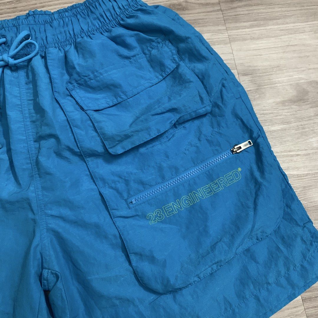 Jordan engineered (Category: Shorts) located in Cavite. Submitted by yobubsss (Listing ID 1468450553, Image 3). Description: Size XxL 32-36w 21L Good condion Issue sa pocket napa repaire na see last pic.