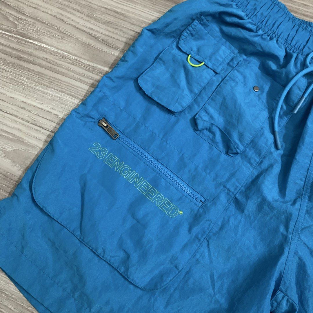 Jordan engineered (Category: Shorts) located in Cavite. Submitted by yobubsss (Listing ID 1468450553, Image 2). Description: Size XxL 32-36w 21L Good condion Issue sa pocket napa repaire na see last pic.