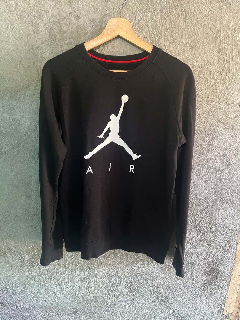 Jordan fleece sweatshirt (Category: Tshirts & Polo Shirts ) located in Gapan. Submitted by skyries20 (Listing ID 1468317620, Image 1). Description: 20x26 dimes excellent condition 9.5 colorate nueva ecija loc.