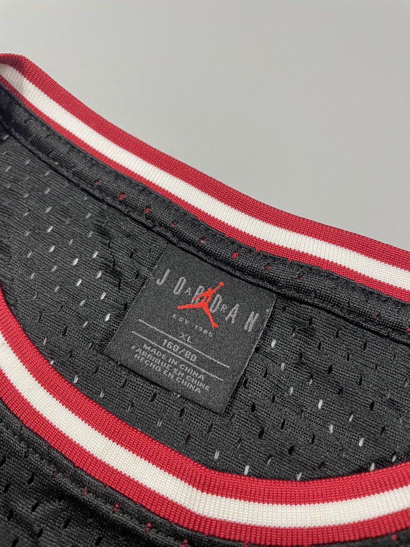 Jordan Jersey-Shirt (Category: Activewear) located in Taguig. Submitted by _curatedfits (Listing ID 1468462773, Image 3). Description: Jordan Jersey-Shirt Size: Large youth Width 21” Length 26” Flaws stain on sleeve - 850 Dm!.