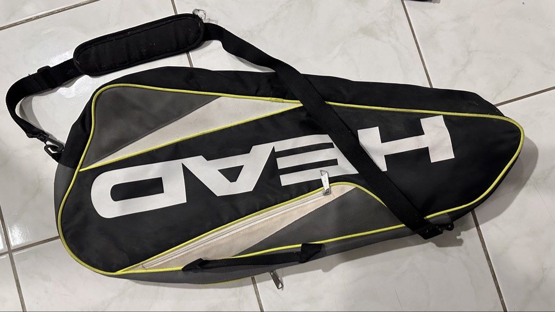 Junior tennis racket with bag (Category: Racket and Ball Sports) located in Tarlac. Submitted by daledaniel22 (Listing ID 1468302534, Image 2). Description: For sale or swap sa pickleball paddle. Junior tennis racket with bag Take all for 3k. Brand new sealed. Di nagagamit, nastock lang sa bahay..