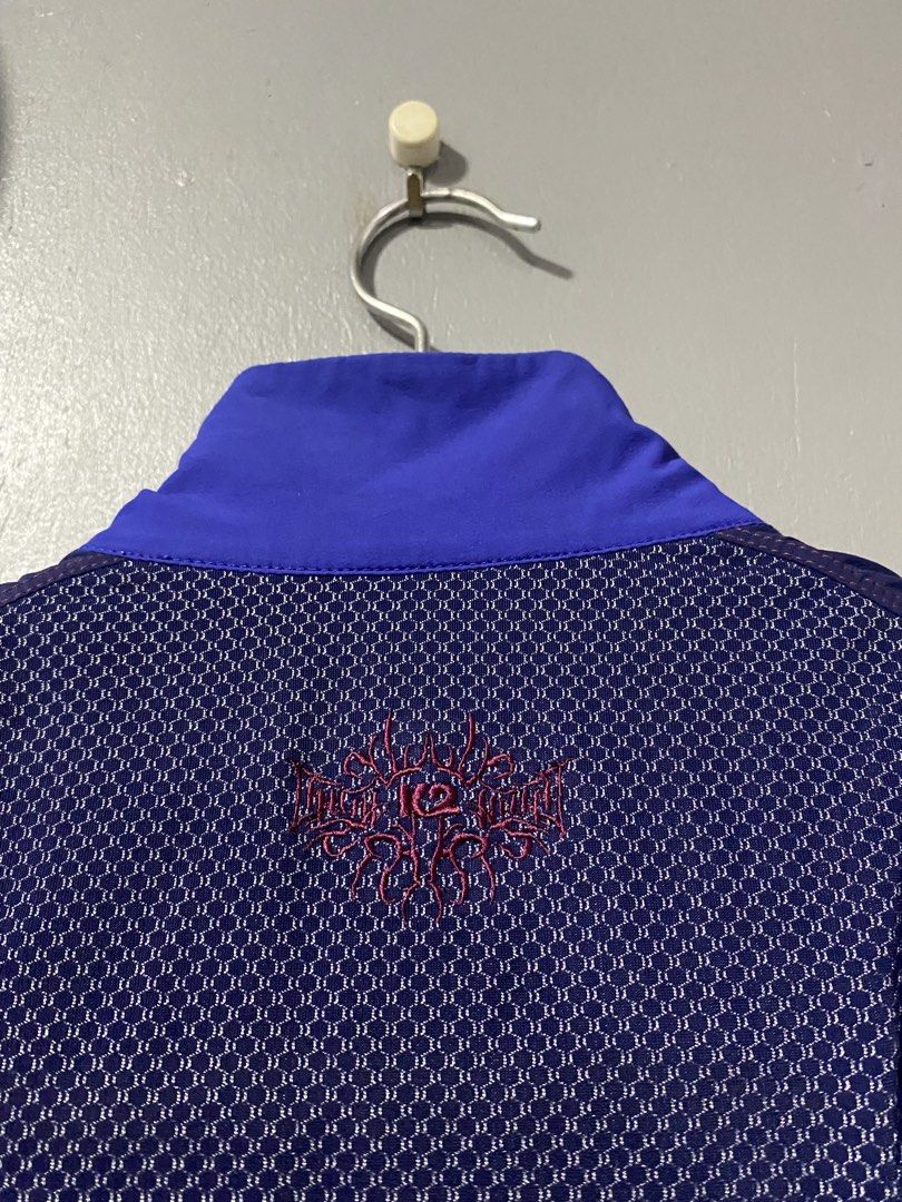 K2 Outdoor Athletic Vest (Category: Vests) located in Tanay. Submitted by judevalcorza (Listing ID 1468286938, Image 3). Description: - Brand/Model: K2 Outdoor Vest - Colorway: Blue and purple with contrasting zippers - Size: 95 (Tag on collar) Medium 26/20 - Features: Full zip front closure, multiple zippered pockets on chest and lower front - Back Design: Breathable mesh panel down the middle - Ideal For: Hiking, running, and lightweight techni