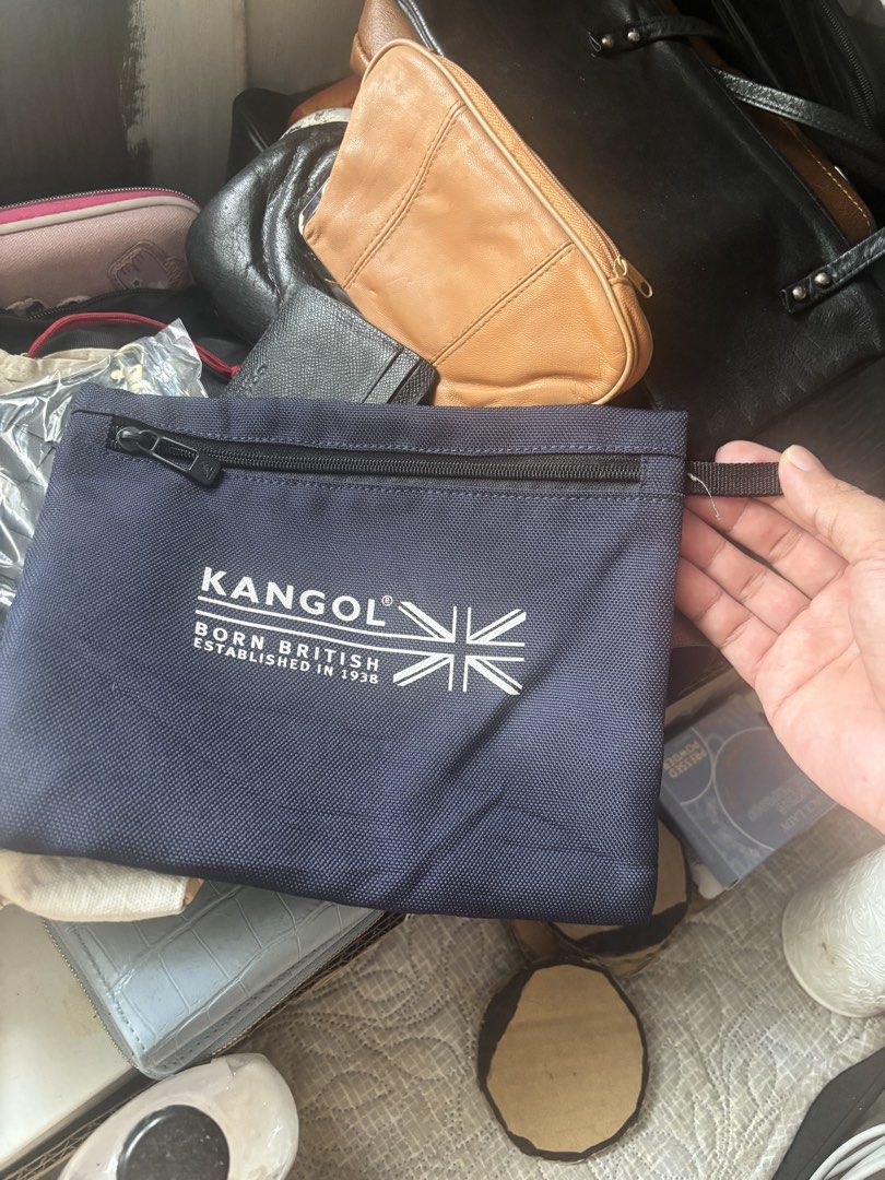 Kangol Pouch (Category: Purses & Pouches) located in Cavite. Submitted by owsssss (Listing ID 1468310548, Image 2). Description: .