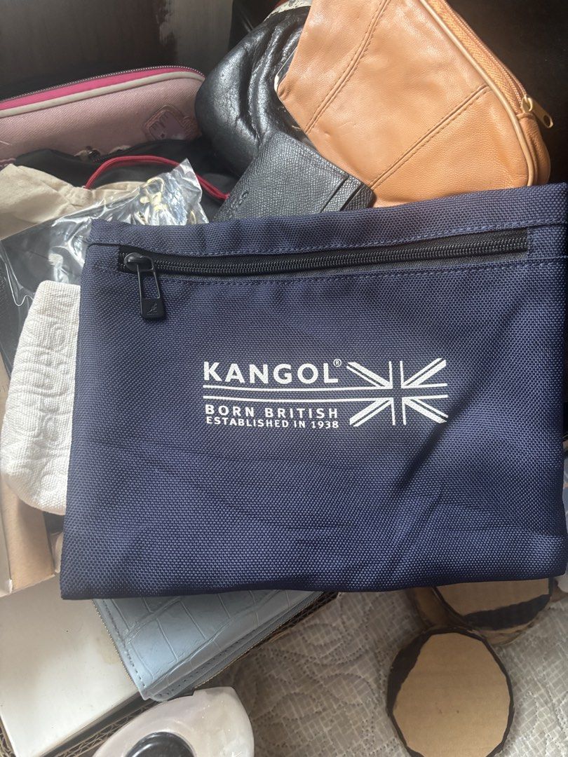 Kangol Pouch (Category: Purses & Pouches) located in Cavite. Submitted by owsssss (Listing ID 1468310548, Image 1). Description: .