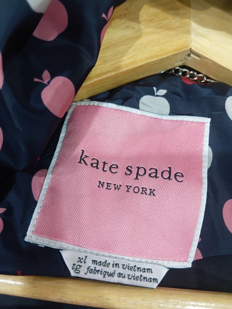 Kate Spade (Category: Coats, Jackets and Outerwear) located in Subic. Submitted by AnythingBrandedby_May (Listing ID 1468372041, Image 2). Description: 25X28 Kate Spade.