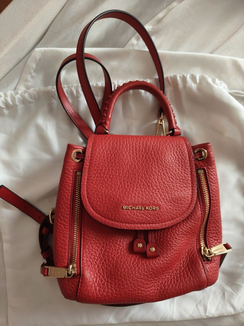 Kate Spade, Michael Kors bags (Category: Luxury Bags & Wallets) located in Manila. Submitted by annetolent10632 (Listing ID 1468310540, Image 3). Description: Kate spade tweed twislock bag, michael kors back pack, kate spade shoulder bag and Tuscany leather 2-way bag. Take all for 20k only!! what a steal grab it all now! 🙂.