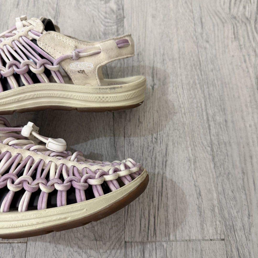 Keen Uneek (Category: Sneakers) located in Manila. Submitted by wornagainstudios2 (Listing ID 1468430444, Image 3). Description: .