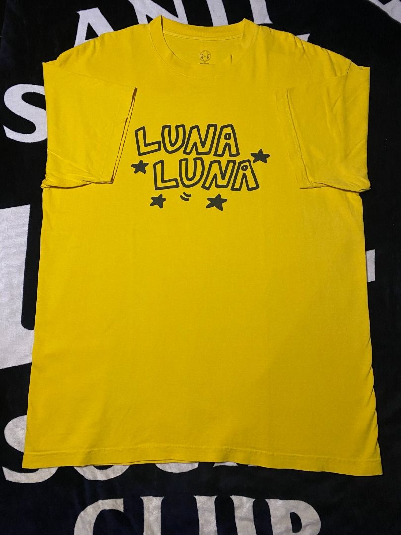 Keith Haring x Luna Luna shirt (Category: Tshirts & Polo Shirts ) located in Las Pinas. Submitted by all_details_posted (Listing ID 1468428830, Image 2). Description: hairlines.