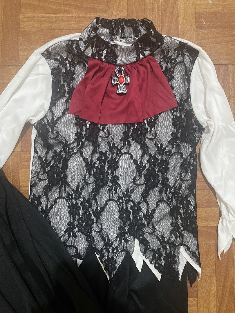 Kids Halloween Costume (Category: Babies & Kids Fashion) located in Cavite. Submitted by HelloAnn_Closet (Listing ID 1467725460, Image 2). Description: Used once, super cute. Please refer to size reference on the carton. .