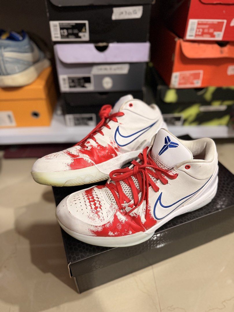 Kobe 4 draft pack (Category: Sneakers) located in Caloocan City. Submitted by claudejumawan (Listing ID 1468474261, Image 2). Description: For sale‼️ Kobe 4 draft pack “clippers colorway” Size 12 Used With orig box 8.5/10 condition or better 5500 fix🤝 Qc area📍.