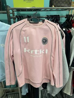 (Category: ) located in . Submitted by izzresellstore (Listing ID 1468387702, Image 1). Description: .