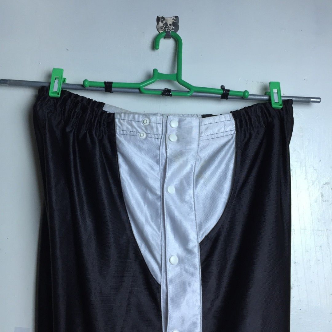 KYRIE LONG SHORT BASKETBALL (Category: Activewear) located in Baybay. Submitted by offrackproject (Listing ID 1468474516, Image 3). Description: .