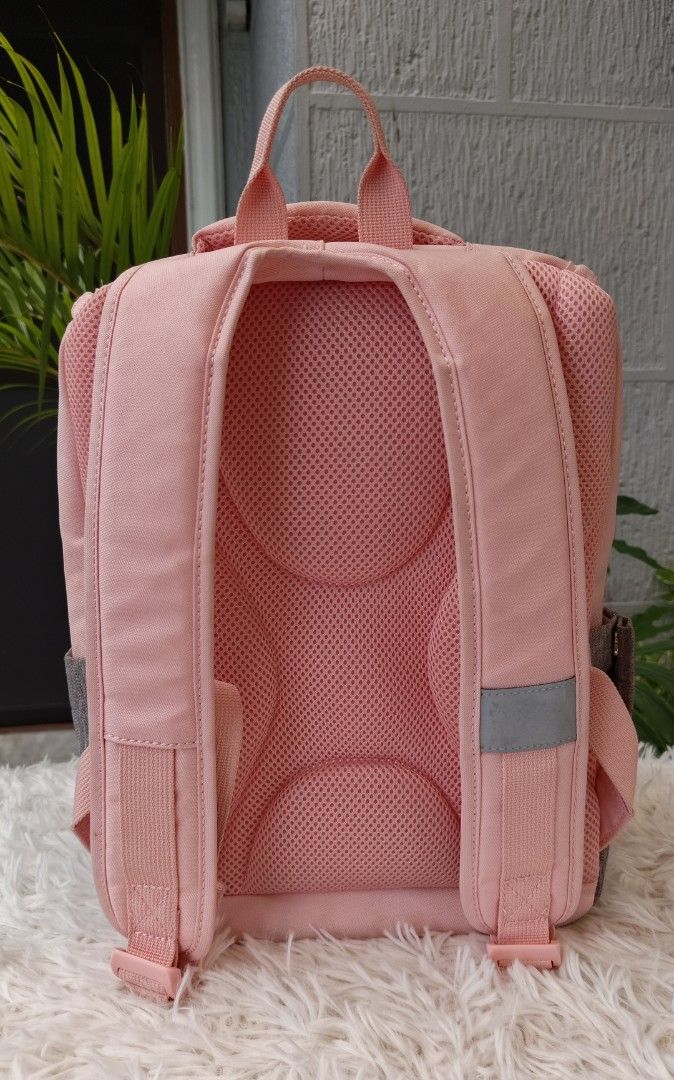 Lacoste backpack (Category: Backpacks) located in Rizal. Submitted by astrid20 (Listing ID 1468330277, Image 3). Description: Preloved Lac🐊ste backpack Used in Hk lang Need to wash lang ung pink part dahil sa pgkakastore Clean interior L: 10.4in / W: 5.5in / H: 13.5in Open for layaway . #authenticlacoste #lacostebag #prelovedlacostebag #lacosteforsaleph #notofake.