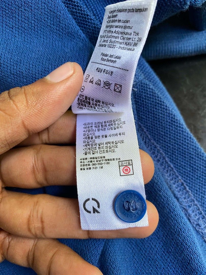 Lacoste big crocs authentic✅ (Category: Announcements) located in Iloilo. Submitted by jaybenethrift.0721 (Listing ID 1468290160, Image 2). Description: Lacoste big crocs authentic✅ Excellent condition Color may vary due to lighting 20x27 first to pay ‼️.